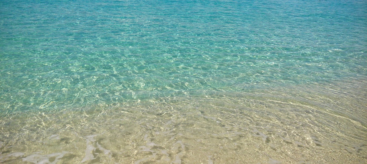 How to Minimize Your Impact in the Caribbean’s Grenadines